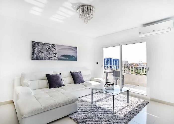 Espanhouse Pauline * Τορεβιέχα